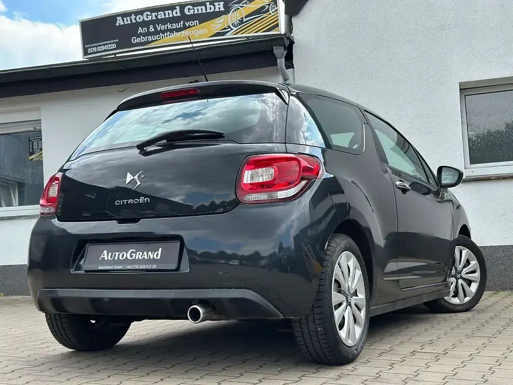 Gebraucht Citroën DS3 Chic 95 PS (69 kW) 2010 Noir obsidien Kleinwagen