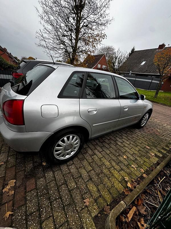 Gebraucht Audi A3 101 PS (74 kW) 2000 Silber Kleinwagen