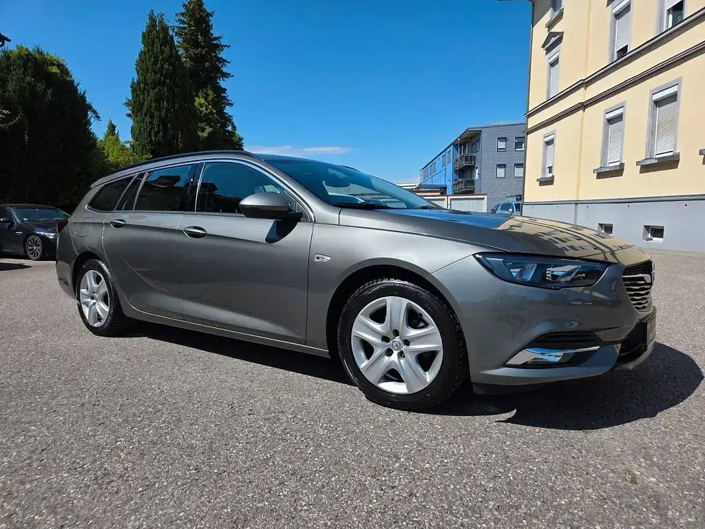 Gebraucht Opel Insignia Edition 140 PS (102 kW) 2018 Grau Kombi