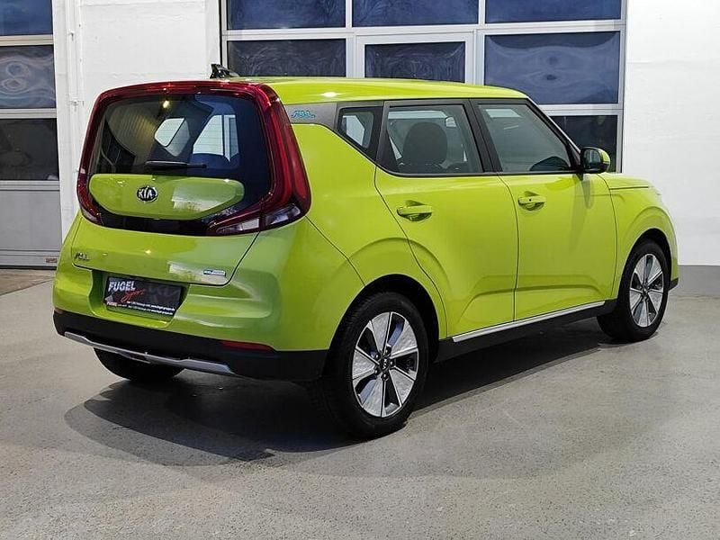 Gebraucht Kia Soul Edition 7 100 kW (136 PS) 2021 Space cadet green SUV