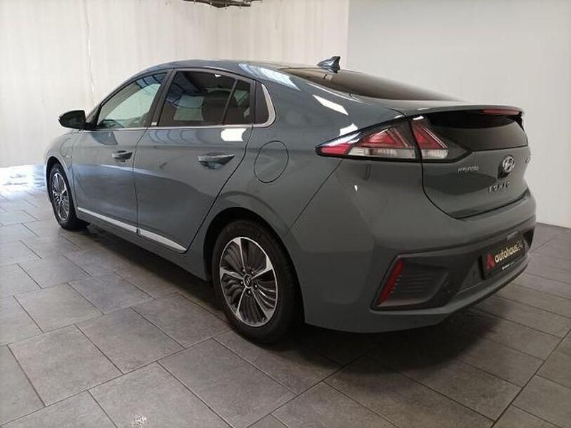 Gebraucht Hyundai Ioniq Premium 141 PS (103 kW) 2021 Grau Kleinwagen