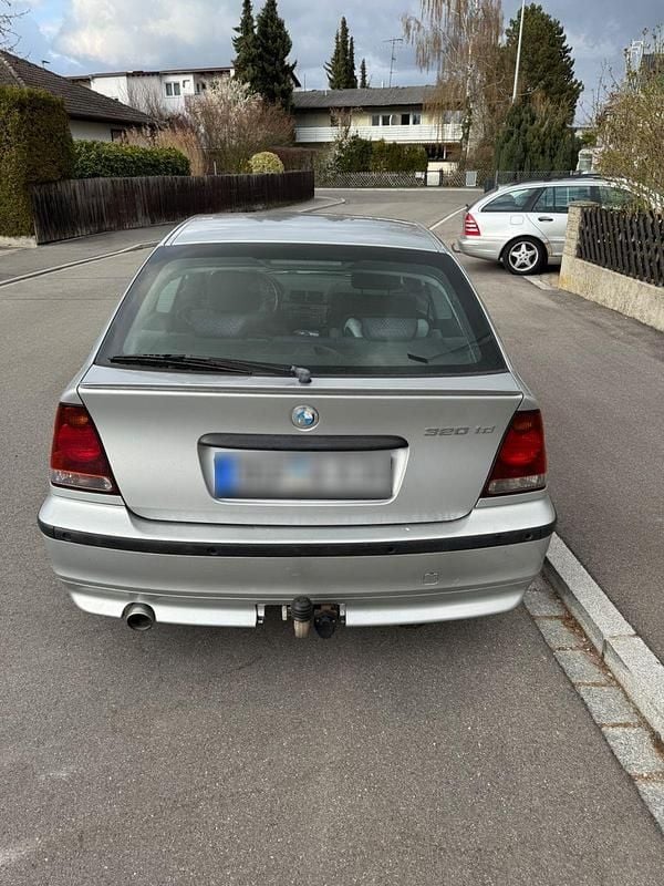 Gebraucht BMW 316 116 PS (85 kW) 2003 Silber Limousine