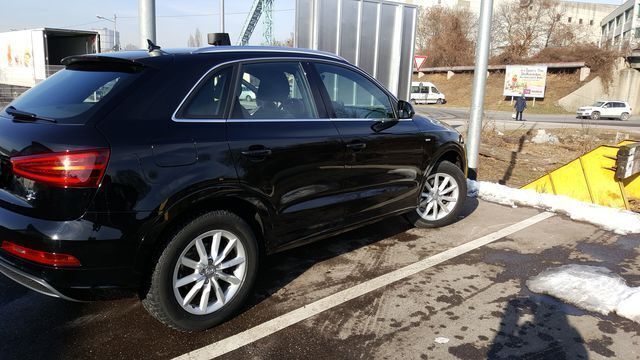 Gebraucht Audi Q3 241 PS (177 kW) 2012 Schwarz SUV