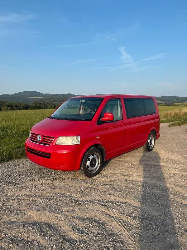 Gebraucht VW T5 105 PS (77 kW) 2004 Rot Van