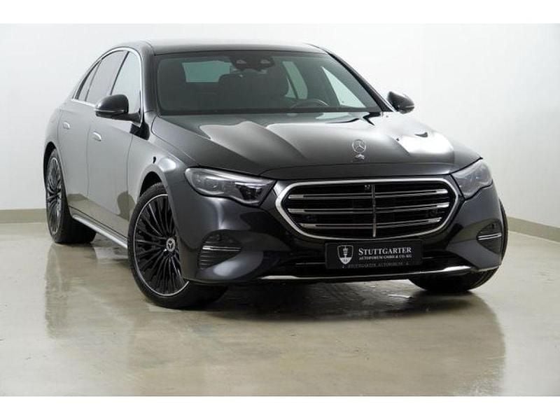 Gebraucht Mercedes E400 Exclusive 252 PS (185 kW) 2023 Obsidianschwarz  lack (metallic) Limousine
