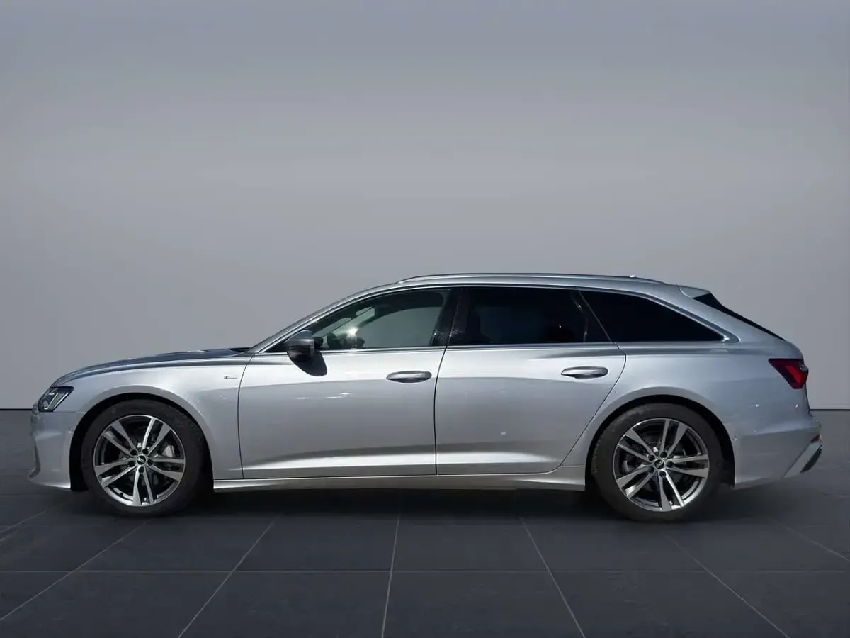 Gebraucht Audi A6 Sport 245 PS (180 kW) 2021 Silber Kombi