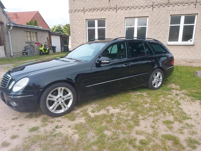 Schwarz Gebraucht 2006 Mercedes 280 Avantgarde Kombi | 3.550 € (Etwas zu teuer) - Bild 1/4
