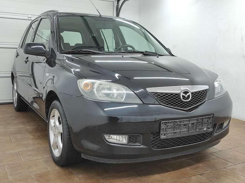 Gebraucht Mazda 2 Exclusive 101 PS (74 kW) 2003 Panther black Kleinwagen