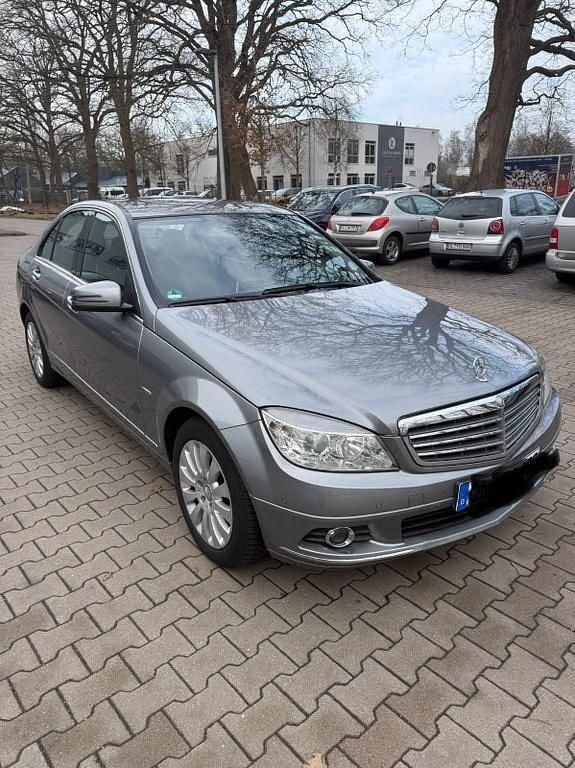 Gebraucht Mercedes C250 204 PS (150 kW) 2009 Grau Limousine