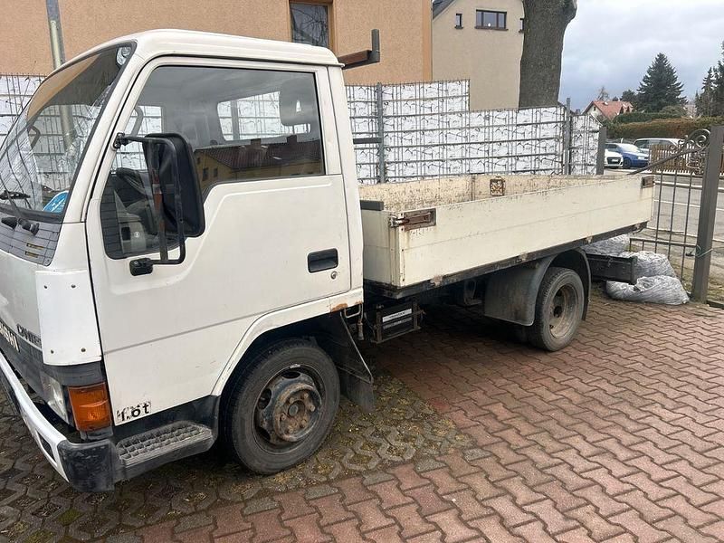 Gebraucht Mitsubishi Canter 75 PS (55 kW) 1994 Weiß