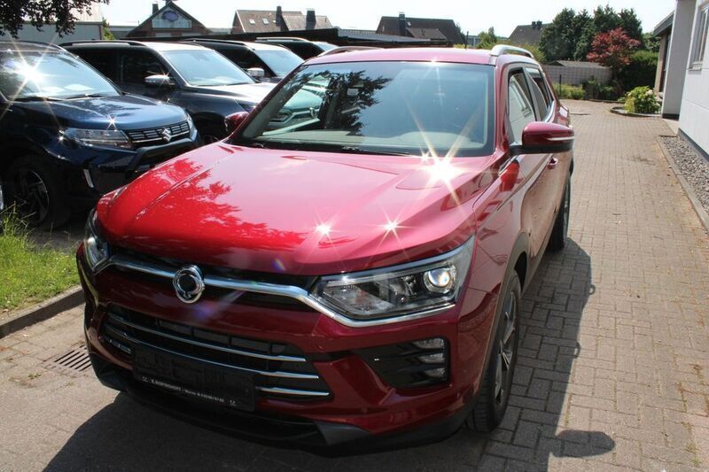 Rot Gebraucht 2020 Ssangyong Korando Quartz SUV | 15.290 € (Fairer Preis) - Bild 1/4