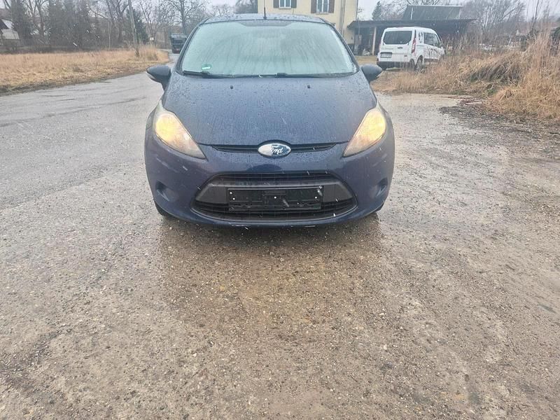 Gebraucht Ford Fiesta 60 PS (44 kW) 2009 Blau Kleinwagen