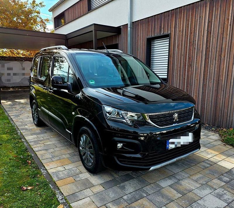 Schwarz Gebraucht 2019 Peugeot Rifter Allure Van / Kleinbus | 9.900 € (Fairer Preis) - Bild 1/4