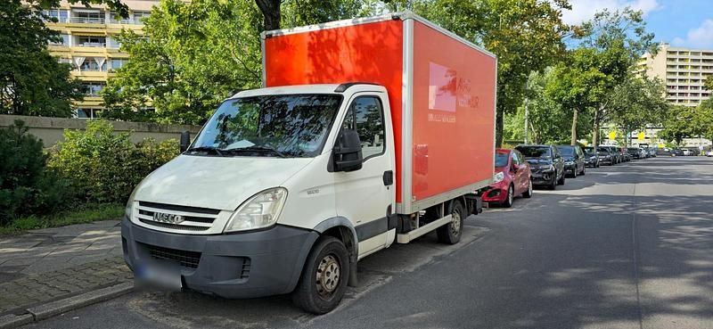 Weiß Gebraucht 2008 Iveco Daily Van / Kleinbus | 6.900 € - Bild 1/4