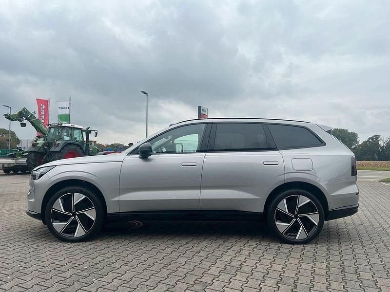 Gebraucht Volvo EX90 Performance 380 kW (517 PS) 2025 Silber SUV
