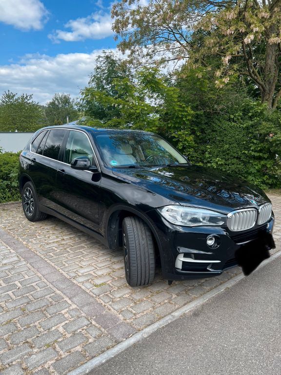 Schwarz Gebraucht 2015 BMW X5 Sport Line SUV | 30.000 € (Fairer Preis) - Bild 1/4