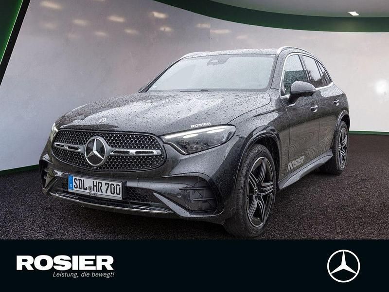 Grau Gebraucht 2025 Mercedes GLC220 AMG SUV | 62.900 € (Superpreis) - Bild 1/4