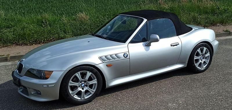 Silber Gebraucht 1999 BMW Z3 Sport Line Cabrio | 6.999 € - Bild 1/4