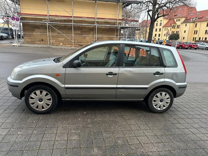 Gebraucht Ford Fusion 80 PS (58 kW) 2005 Grau Kleinwagen