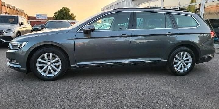 Gebraucht VW Passat 150 PS (110 kW) 2017 Grau Kombi