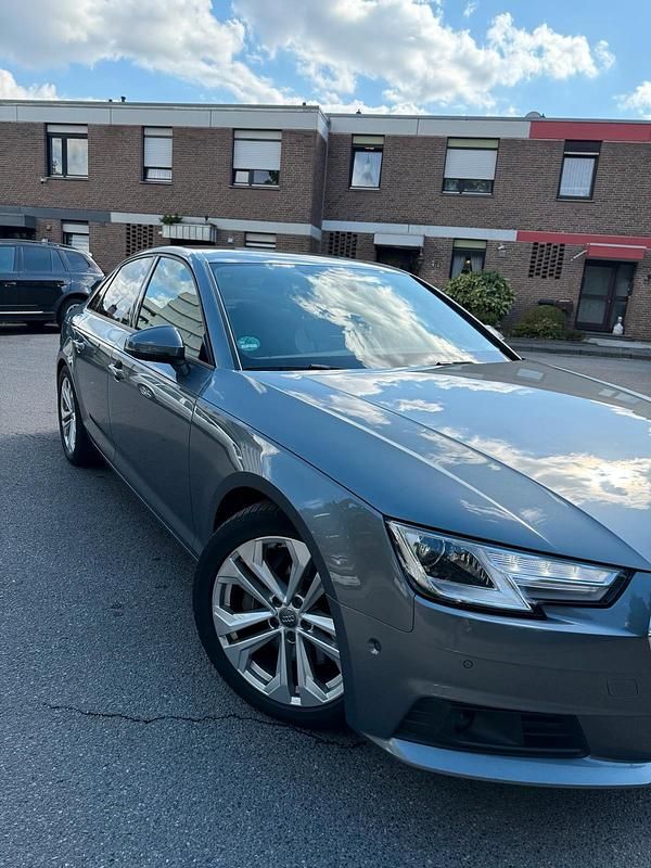 Gebraucht Audi A4 Design 286 PS (210 kW) 2019 Grau Limousine