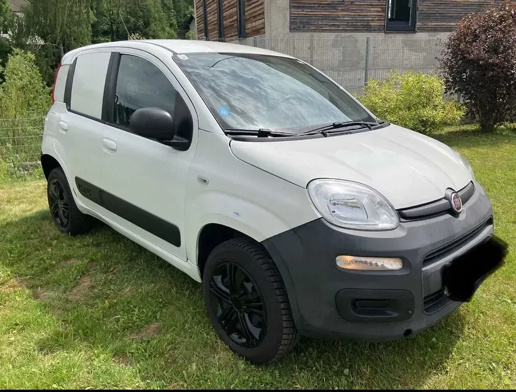 Gebraucht Fiat Panda 4x4 75 PS (55 kW) 2016 Weiß Kleinwagen