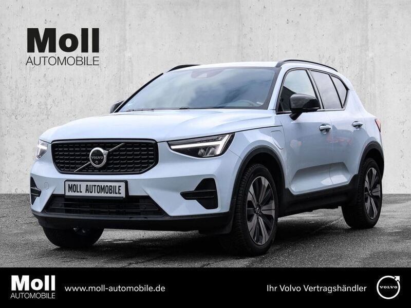 Blau Gebraucht 2023 Volvo XC40 Plus SUV | 37.980 € (Fairer Preis) - Bild 1/4