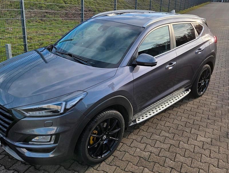 Gebraucht Hyundai Tucson 177 PS (130 kW) 2019 Grau SUV