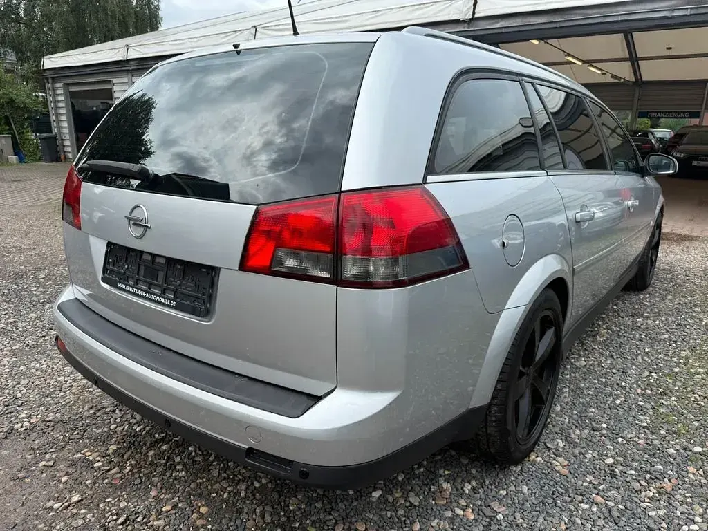 Gebraucht Opel Vectra Sport 230 PS (169 kW) 2005 Silber Limousine