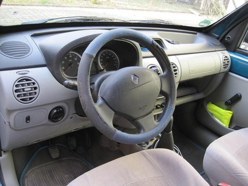 Gebraucht Renault Kangoo 84 PS (61 kW) 2006 Grün Kleinwagen