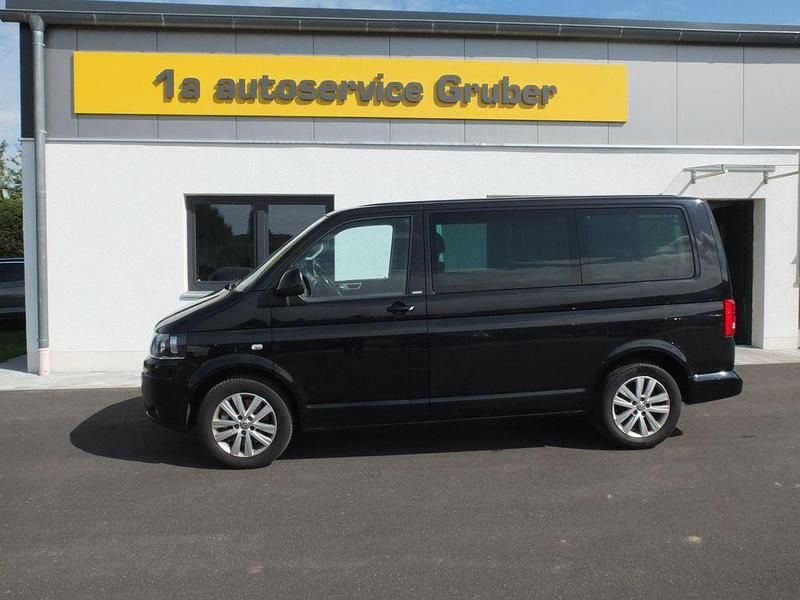 Schwarz Gebraucht 2012 VW T5 Match Van | 16.990 € (Teuer) - Bild 1/4