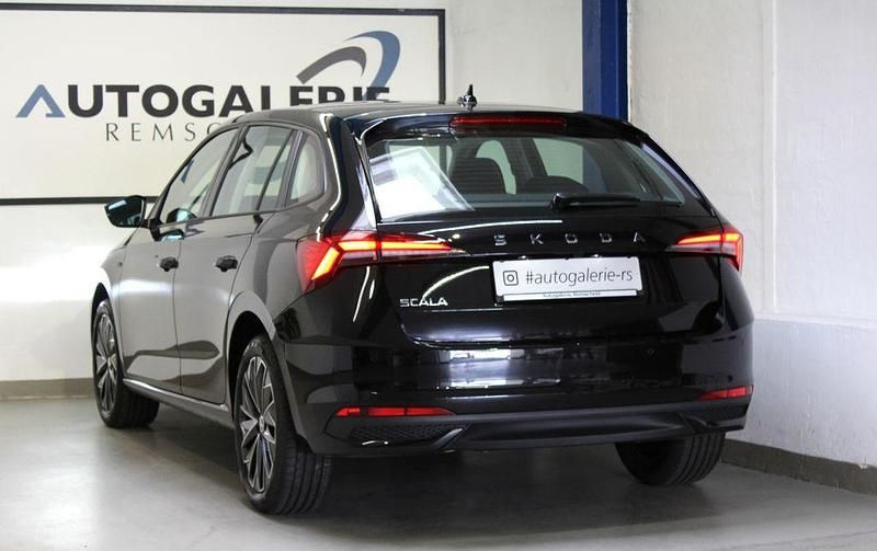 Gebraucht Skoda Scala Drive 116 PS (85 kW) 2024 Schwarz Kleinwagen