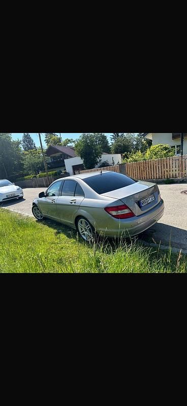 Gebraucht Mercedes C220 170 PS (125 kW) 2007 Limousine