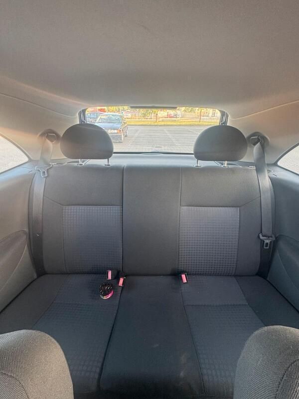 Blau Gebraucht 2003 Opel Corsa Kleinwagen | 700 € (Fairer Preis) - Bild 1/4