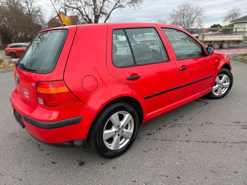 Gebraucht VW Golf III 75 PS (55 kW) 1998 Rot Limousine