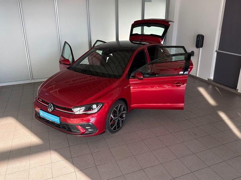 Gebraucht VW Polo Pro 207 PS (152 kW) 2023 Rot Limousine