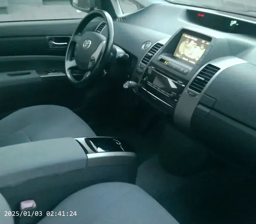 Gebraucht Toyota Prius Sol 77 PS (56 kW) 2006 Rot Kleinwagen