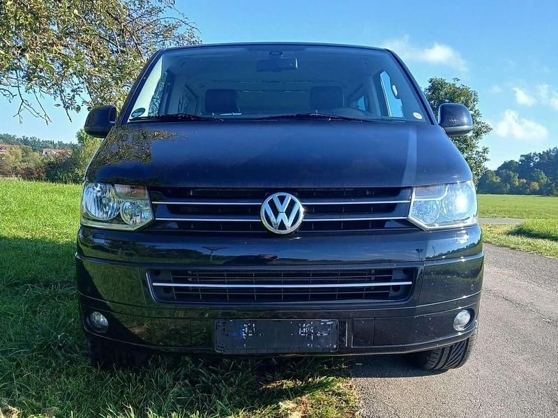 Schwarz Gebraucht 2011 VW T5 Team Van | 16.800 € (Superpreis) - Bild 1/4