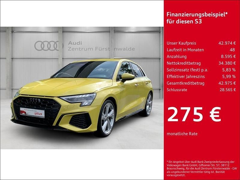 Gelb Gebraucht 2024 Audi S3 Ambiente Limousine | 42.974 € (Fairer Preis) - Bild 1/4