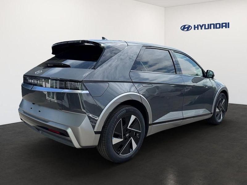 Neu Hyundai Ioniq Techniq 167 kW (228 PS) 2025 Grau Kleinwagen