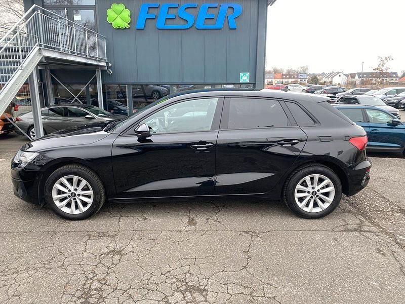 Gebraucht Audi A3 Business 150 PS (110 kW) 2022 Mythosschwarz metallic Limousine