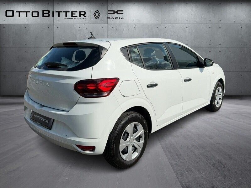 Gebraucht Dacia Sandero 67 PS (49 kW) 2024 Arktisweiß Kleinwagen