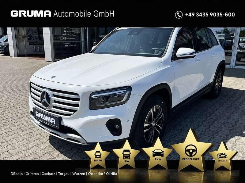 Weiß Gebraucht 2023 Mercedes GLB180 SUV | 38.930 € (Fairer Preis) - Bild 1/4