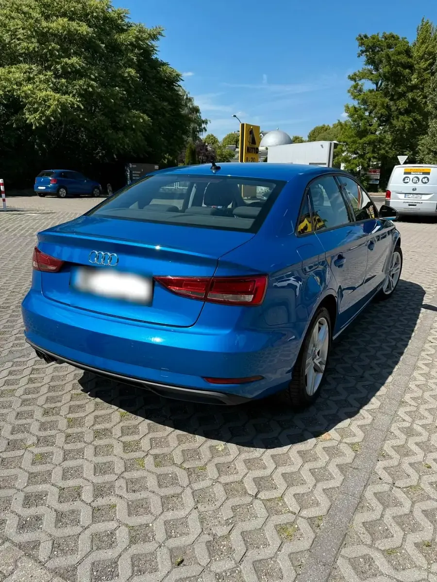 Gebraucht Audi A3 150 PS (110 kW) 2020 Blau Limousine