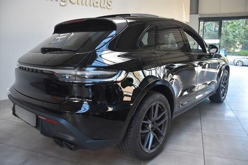 Gebraucht Porsche Macan 265 PS (194 kW) 2023 Schwarz SUV
