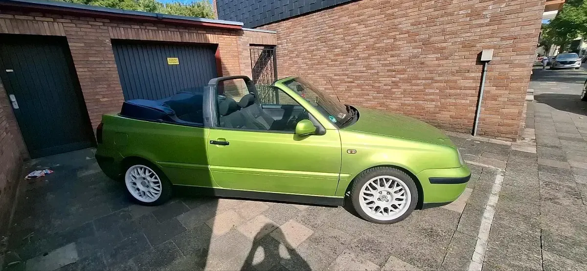 Gebraucht VW Golf Cabriolet 101 PS (74 kW) 1998 Grün Cabrio