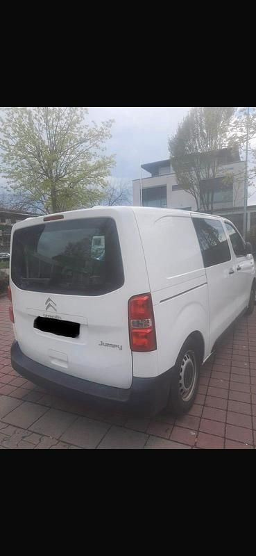 Second-hand Citroën Jumpy 115 CP (84 kW) 2019 Alb Monovolum