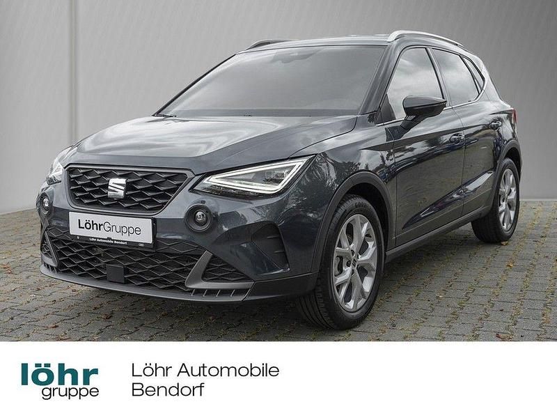 Grau Gebraucht 2024 Seat Arona CONNECT SUV | 17.980 € (Guter Preis) - Bild 1/4
