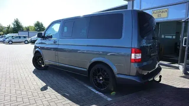 Używany VW Multivan Beach 174 KM (127 kW) 2006 Szary Minivan