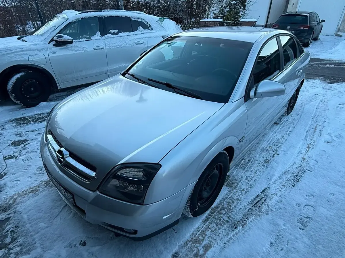 Gebraucht Opel Vectra 147 PS (108 kW) 2003 Silber Limousine
